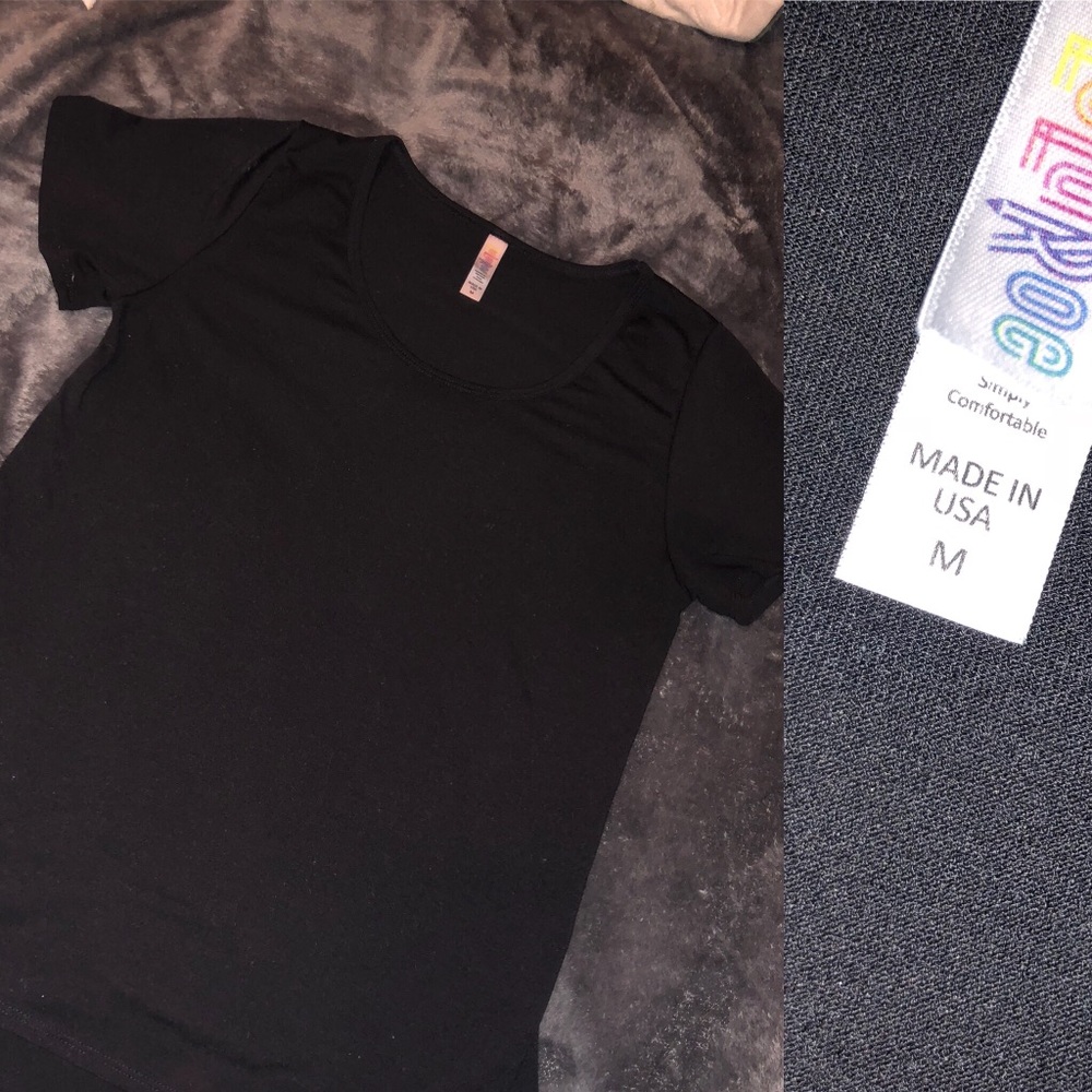 Black lularoe classic t
